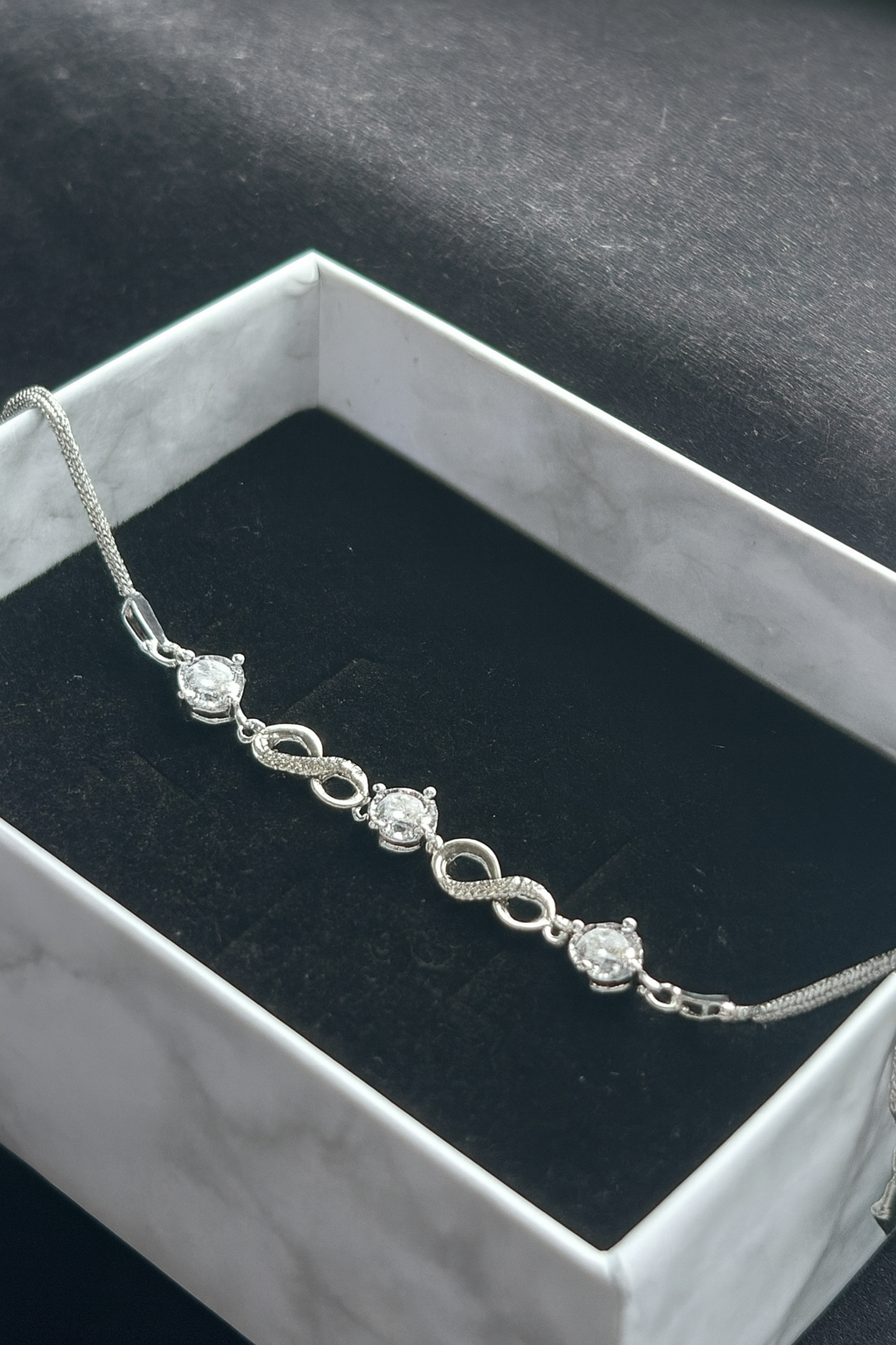 The Infinity Grace Moissanite Bracelet – 1.5 Carat Total | 925 Sterling Silver or Gold Plated
