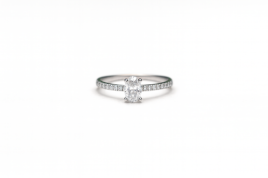 The Aurora Oval-Cut Moissanite Ring – 1 to 3 Carat | 925 Sterling Silver / Gold Plated (Sizes 4–9)